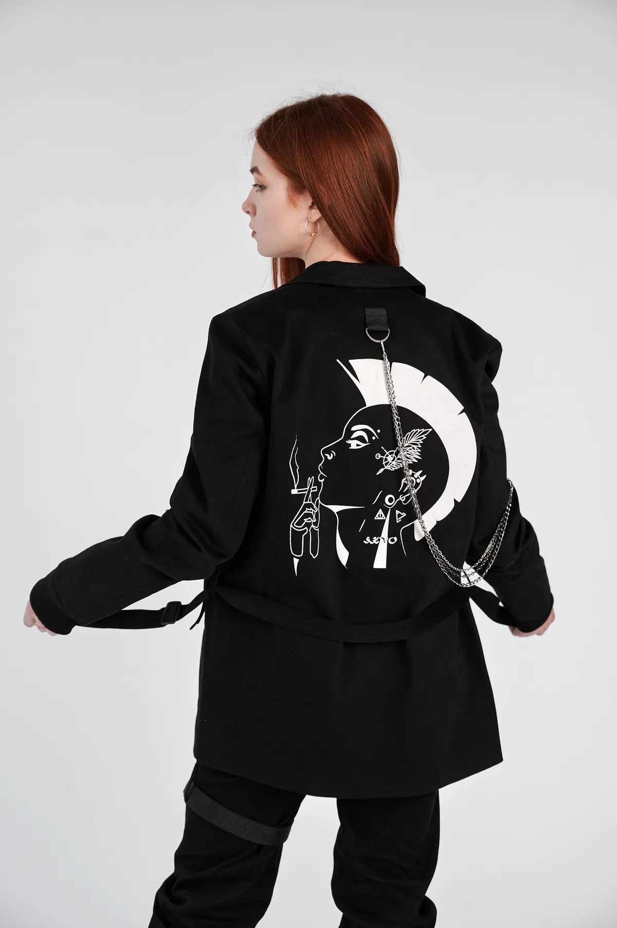 Креативная одежда бренда SKVO Clothes